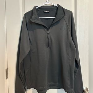 North Face Men's Pullover